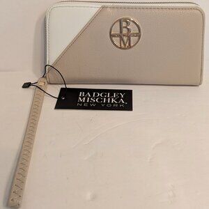 Badgely Mischka - Rae Collection Women's Wristlet Wallet - 7 3/4" x 4"
